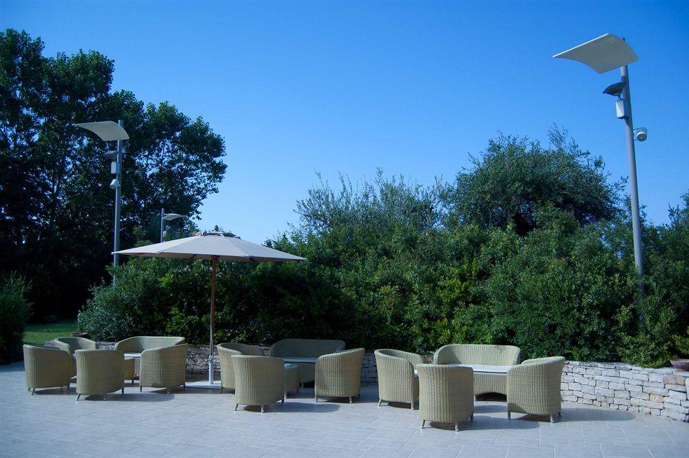 Ibis Styles Bari Giovinazzo Hotel Bagian luar foto