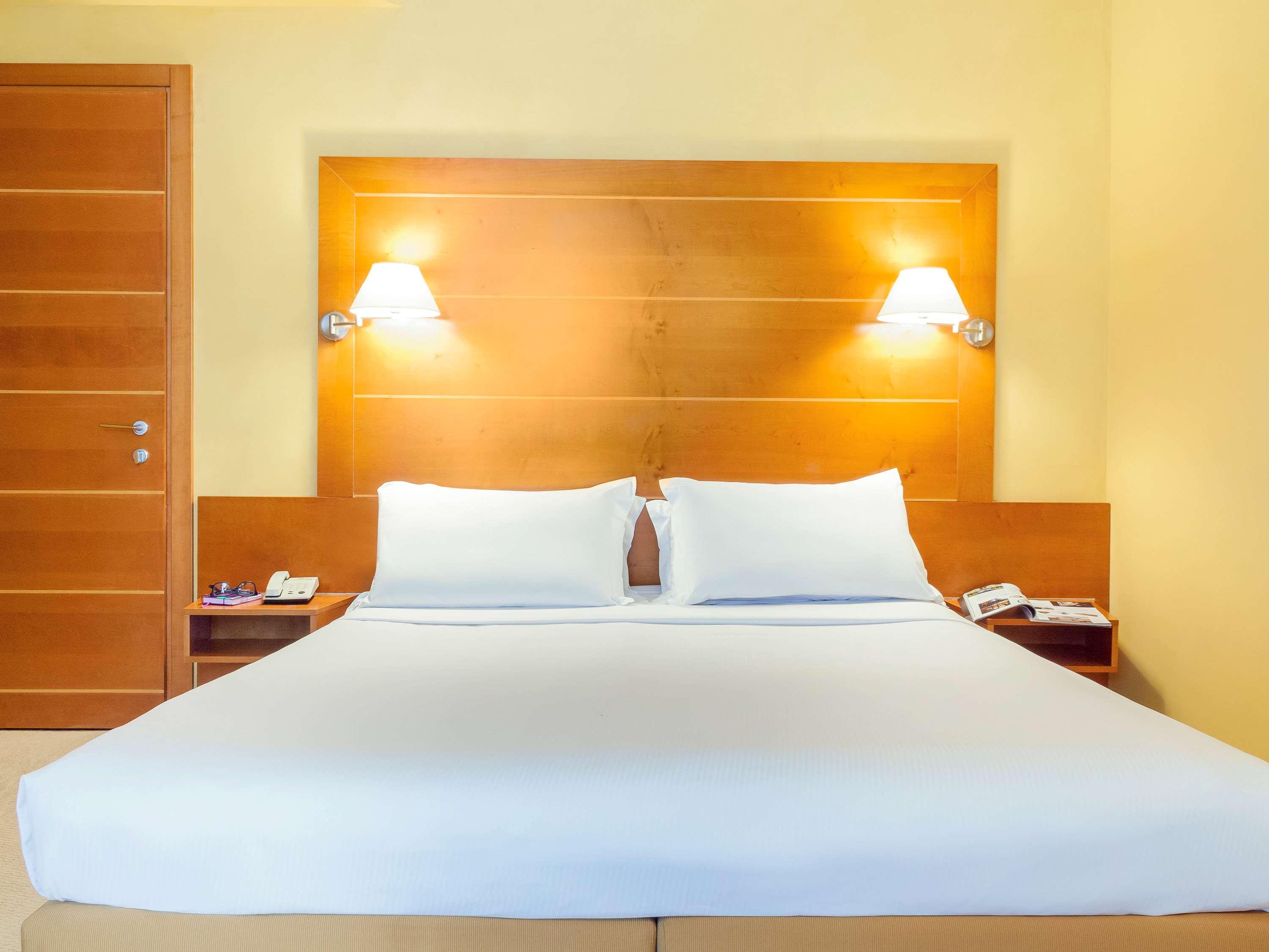 Ibis Styles Bari Giovinazzo Hotel Bagian luar foto