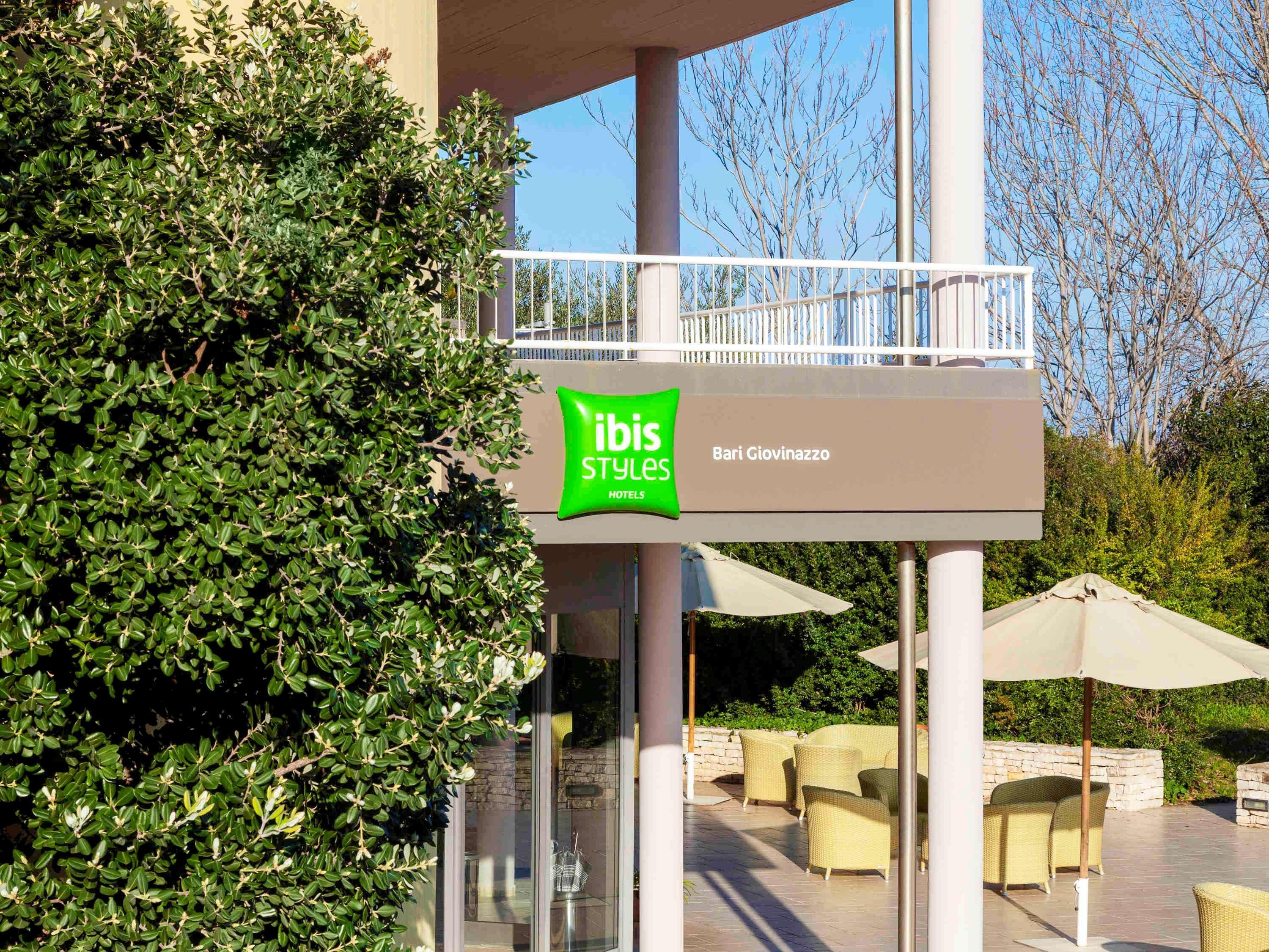 Ibis Styles Bari Giovinazzo Hotel Bagian luar foto